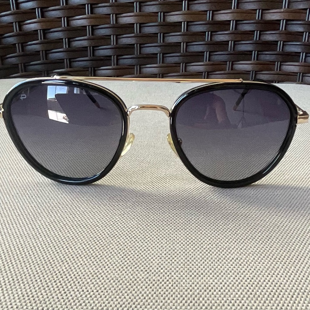 Stylish Black and Gold Sunglasses